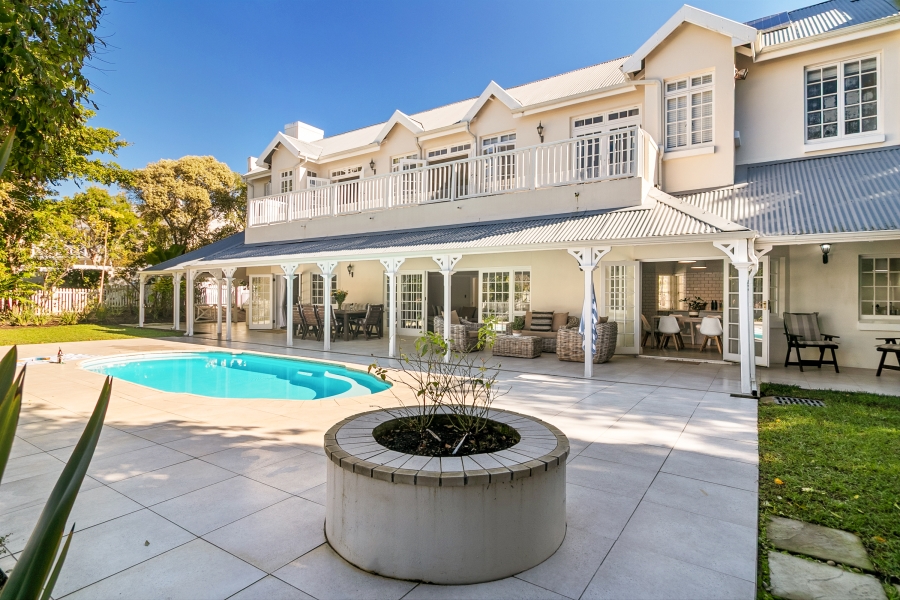 4 Bedroom Property for Sale in Belvidere Estate Western Cape